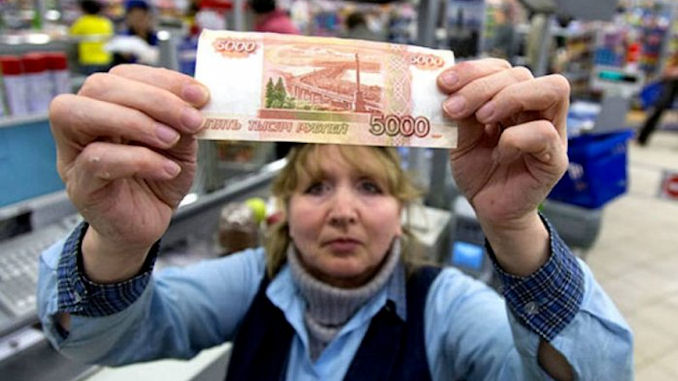 Les revenus des Russes continuent de baisser @lefilfrancoruss